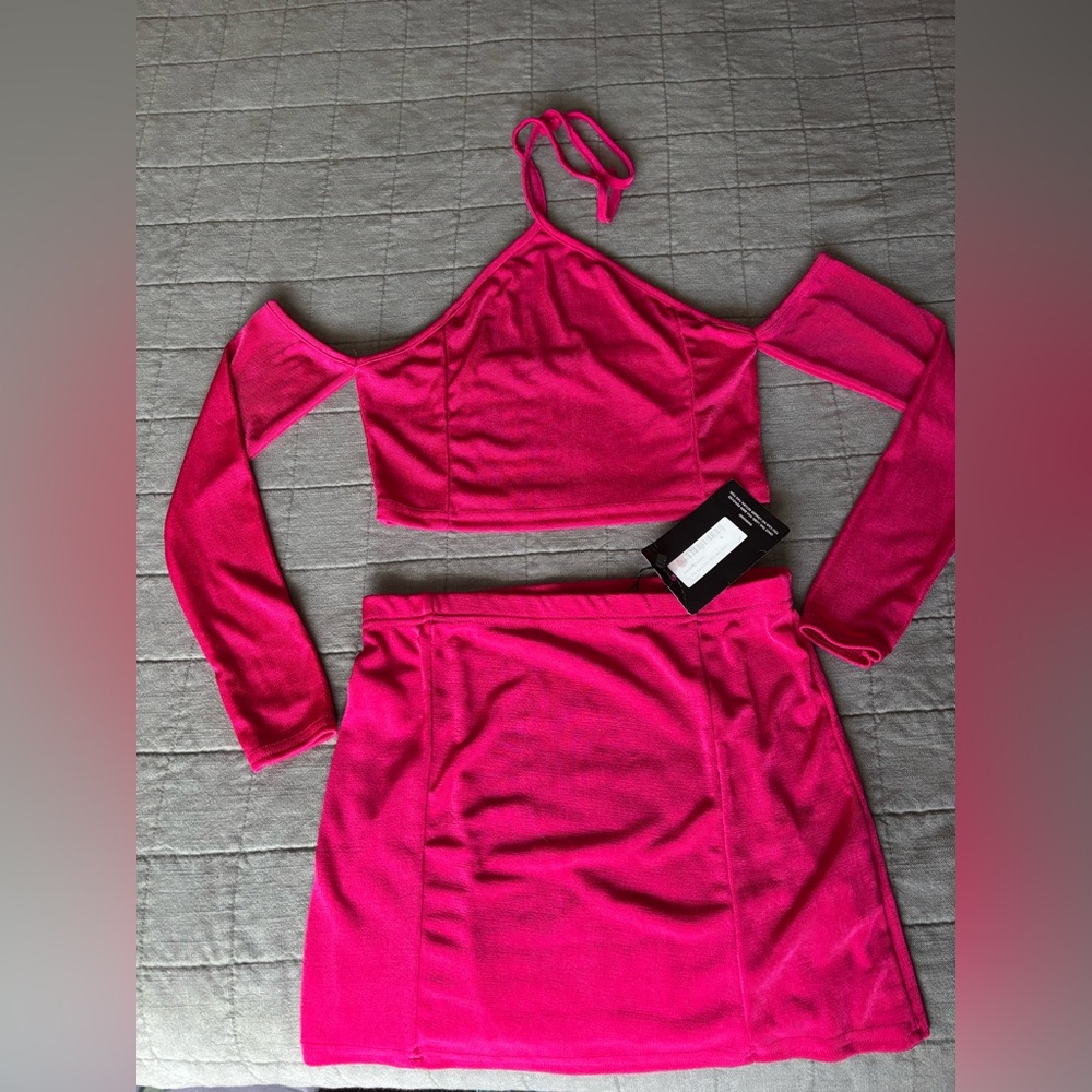 PrettyLittleThing Hot Pink Skirt Set